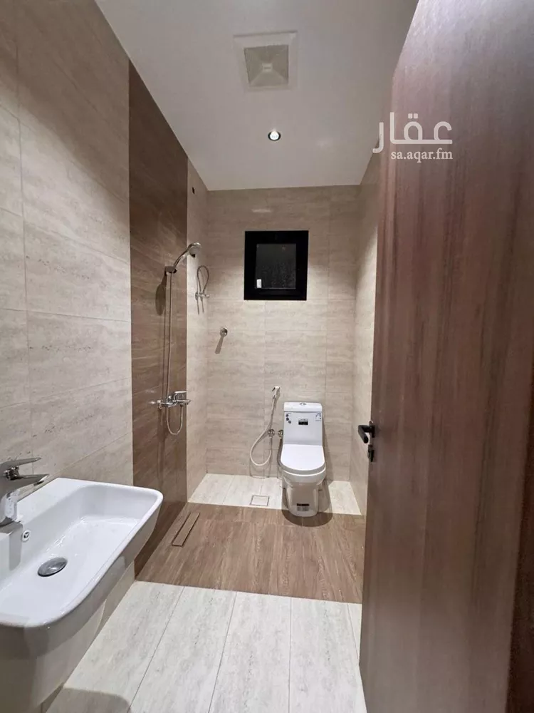 شقة للبيع في شارع زينب بنت الرسول, حي الرحاب 1, مدينة جازان, منطقة جازان صورة 3