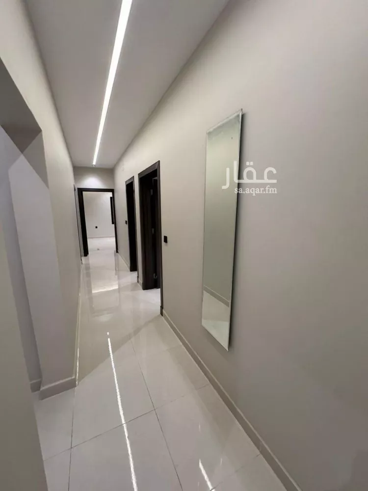 شقة للبيع في شارع ابي القاسم, حي الإسكان, مدينة صامطه, منطقة جازان صورة 3