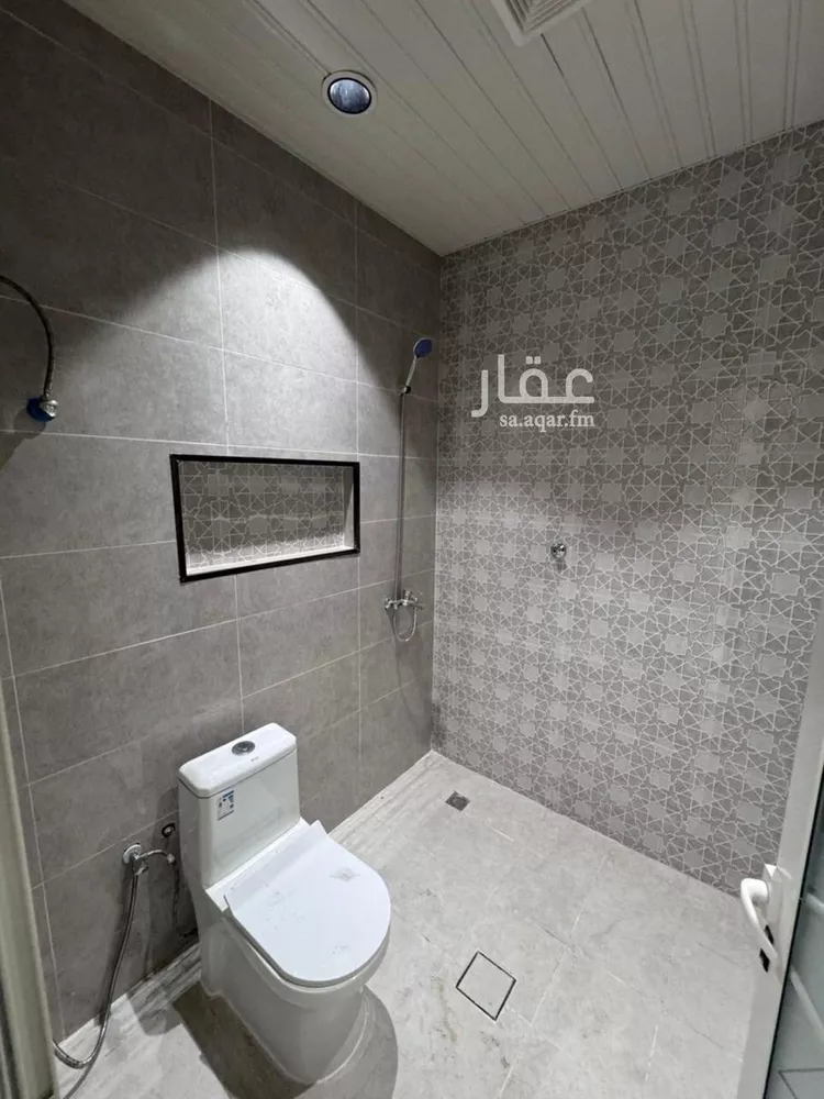 شقة للبيع في شارع شارع الامير بندر بن عبد العزيز, حي المحمدية 2, مدينة جازان, منطقة جازان صورة 3