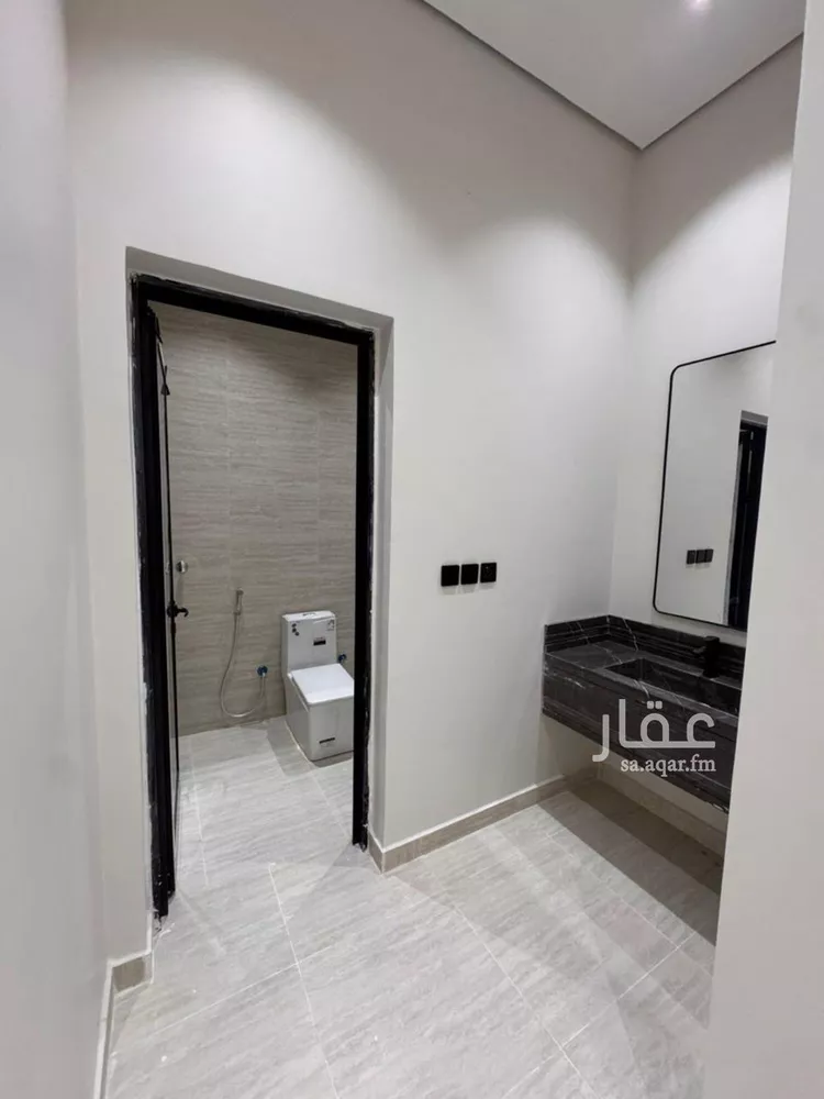 شقة للبيع في شارع شارع أبو بكر الصديق, حي السويس 1, مدينة جازان, منطقة جازان صورة 2