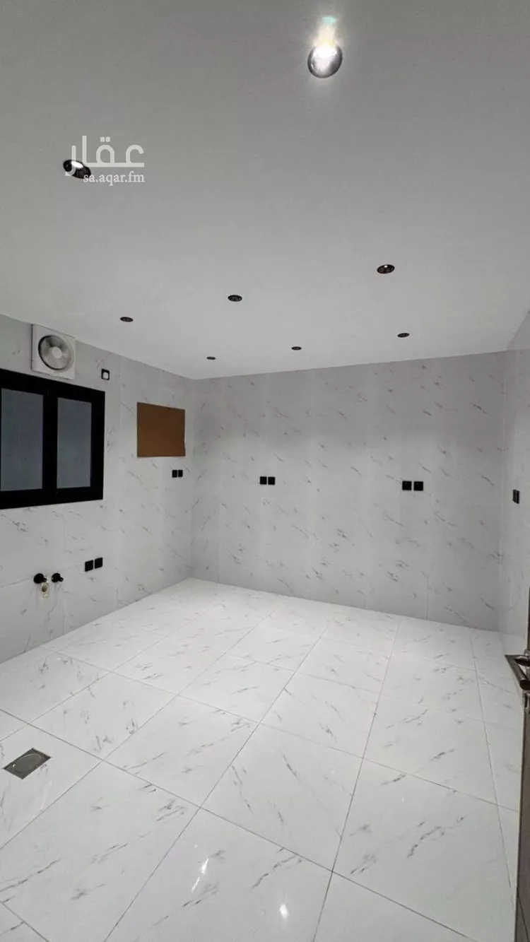 شقة للبيع في شارع الامير منصور بن عبدالعزيز, حي الشاطئ, مدينة جازان, منطقة جازان صورة 4