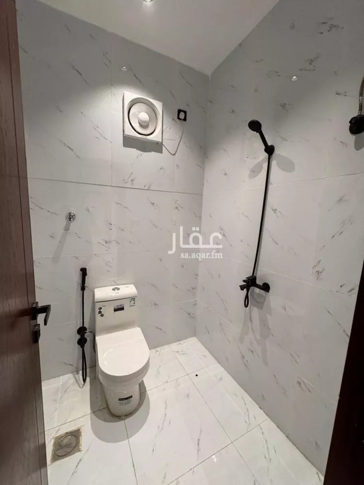 شقة للبيع في شارع خالد بن الوليد, حي الشاطئ, مدينة جازان, منطقة جازان صورة 4