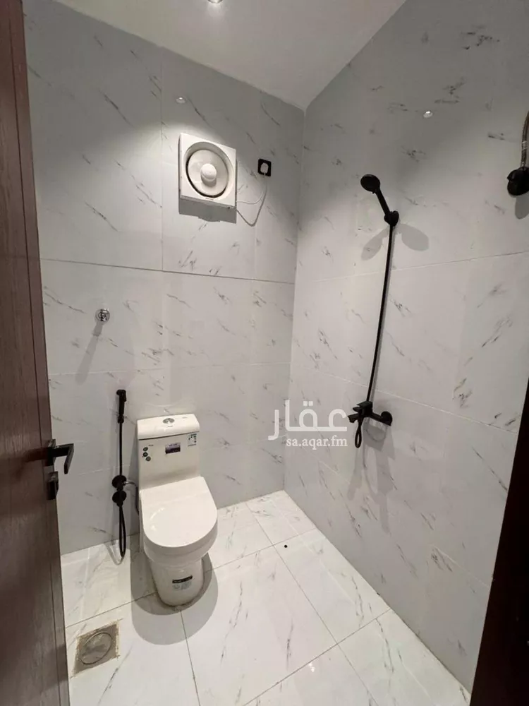 شقة للبيع في شارع خالد بن الوليد, حي الشاطئ, مدينة جازان, منطقة جازان صورة 2