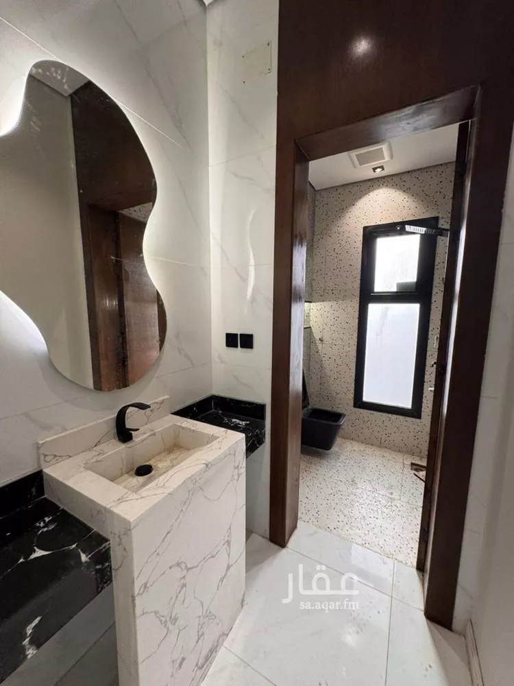 شقة للبيع في شارع ابي الحسن الاغر, حي السويس 1, مدينة جازان, منطقة جازان صورة 3