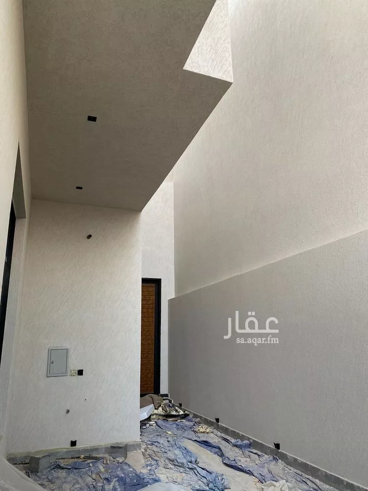 فيلا للبيع في شارع عبدالقادر بن عبدالوارث, حي المهدية, مدينة الرياض, منطقة الرياض صورة 4