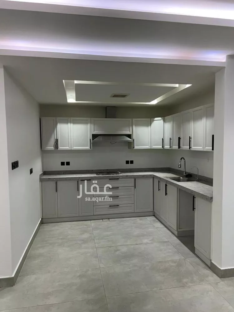 شقة للإيجار في شارع جبل المضابيع, حي الملقا, مدينة الرياض, منطقة الرياض