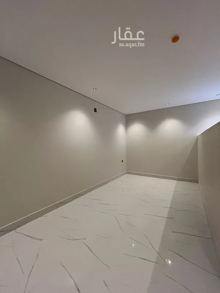 شقة للإيجار في شارع ينبع, حي ظهرة لبن, مدينة الرياض, منطقة الرياض