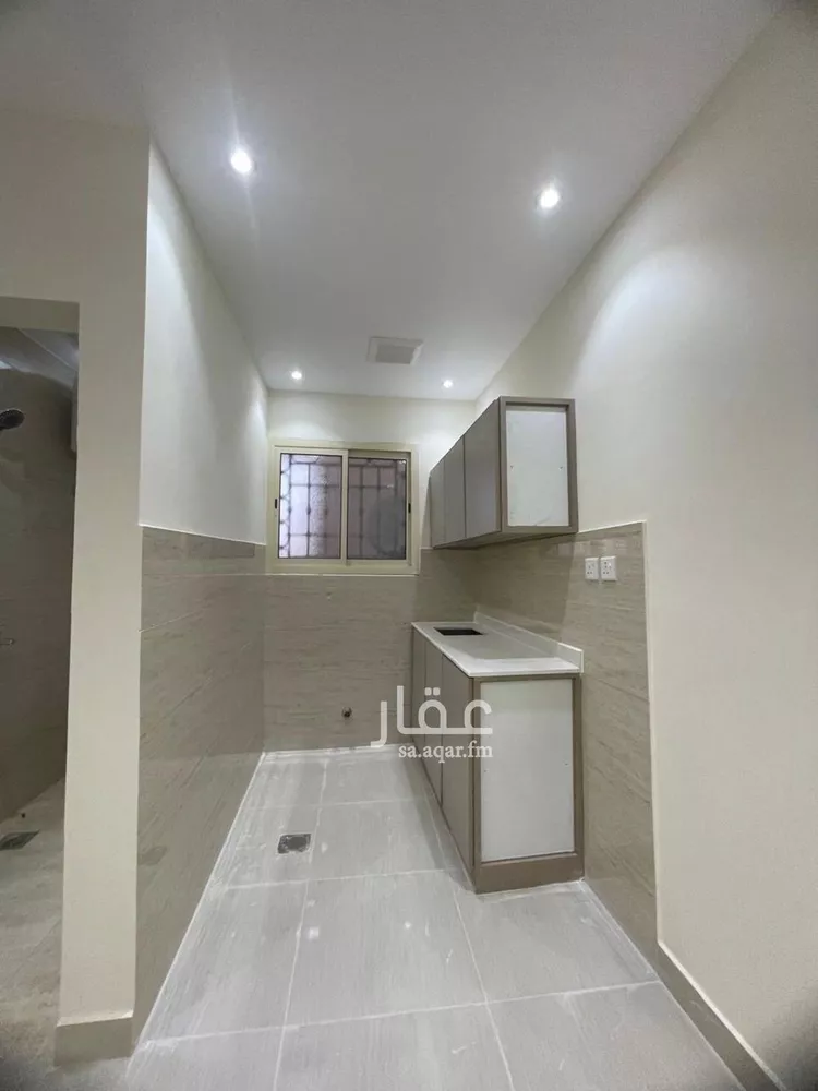 شقة للإيجار في شارع يثرب, حي بدر, مدينة الرياض, منطقة الرياض صورة 5