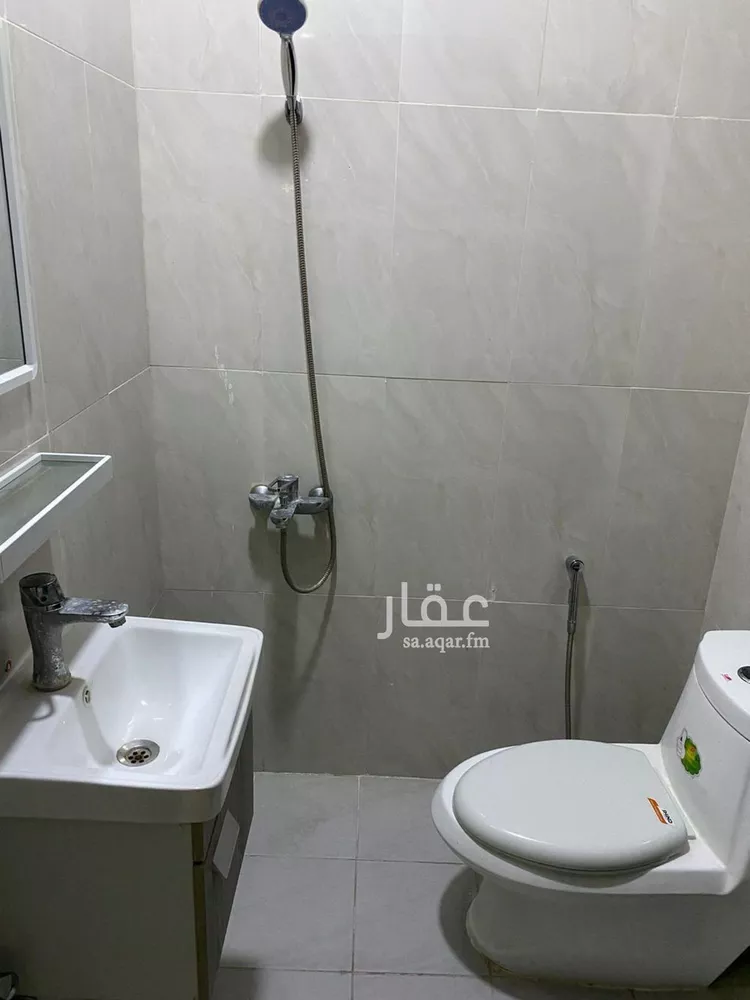 شقة للإيجار في شارع طريق مجلس التعاون, حي التعاون, مدينة الخبر, المنطقة الشرقية صورة 4