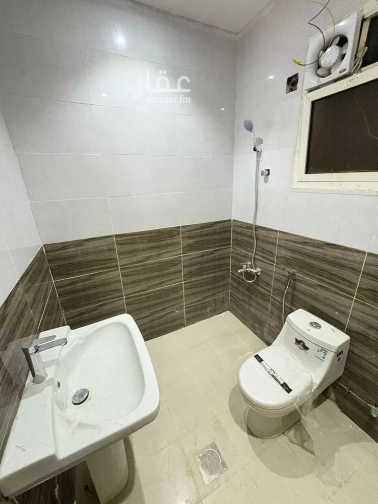 شقة للإيجار في شارع عشيرة, حي بدر, مدينة الرياض, منطقة الرياض صورة 5