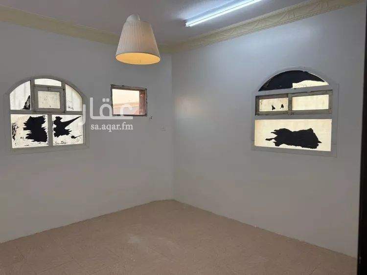 شقة للإيجار في شارع الظهرانية, حي العزيزية, مدينة الرياض, منطقة الرياض صورة 3