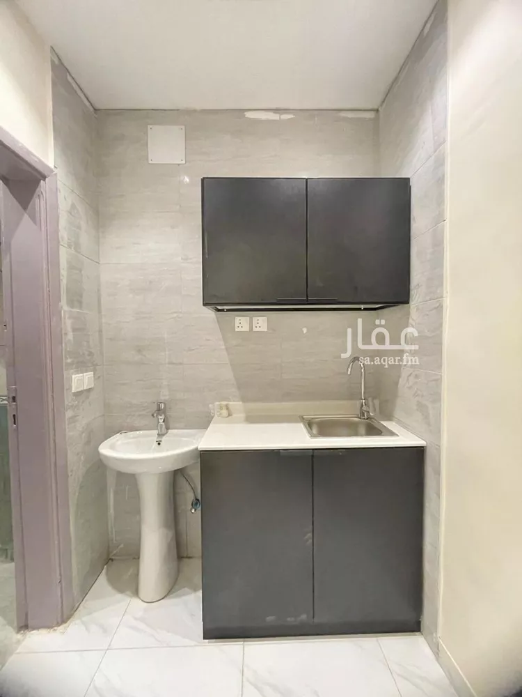 شقة للإيجار في شارع محمد بن أحمد أبي شيبة, حي الشفاء, مدينة الرياض, منطقة الرياض صورة 3