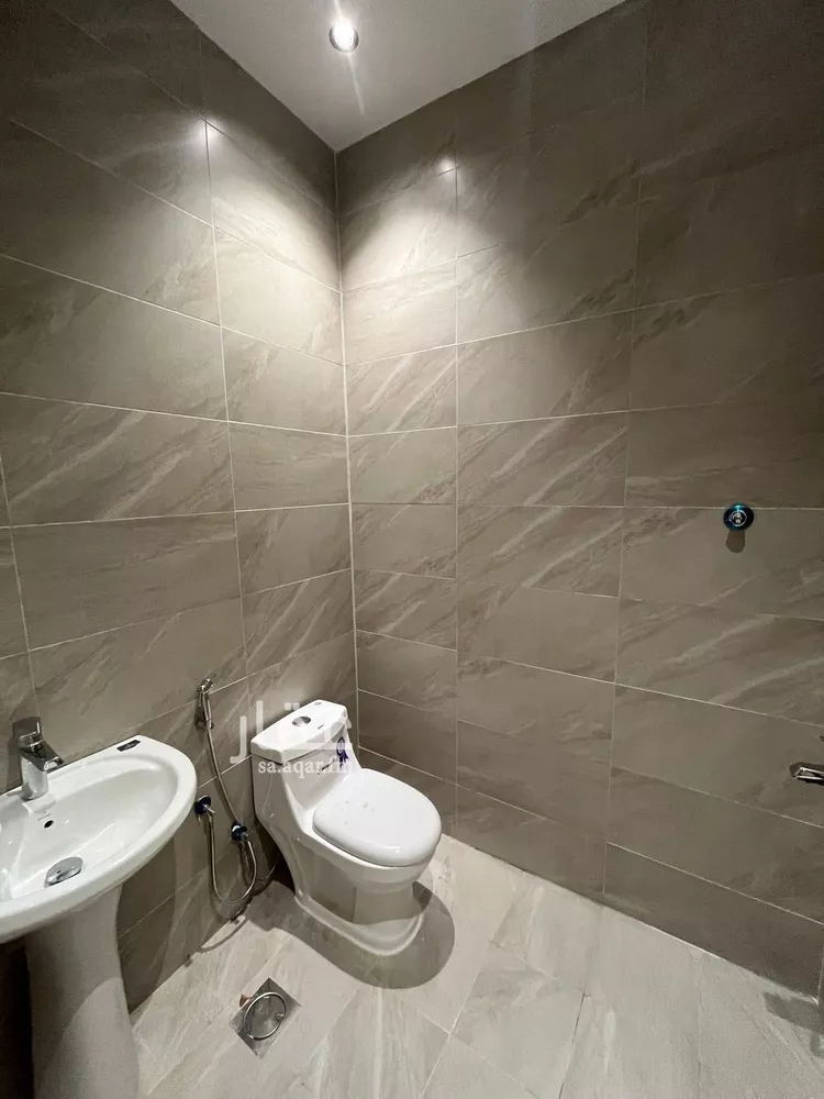 شقة للإيجار في شارع الجوابره, حي ظهرة لبن, مدينة الرياض, منطقة الرياض صورة 3