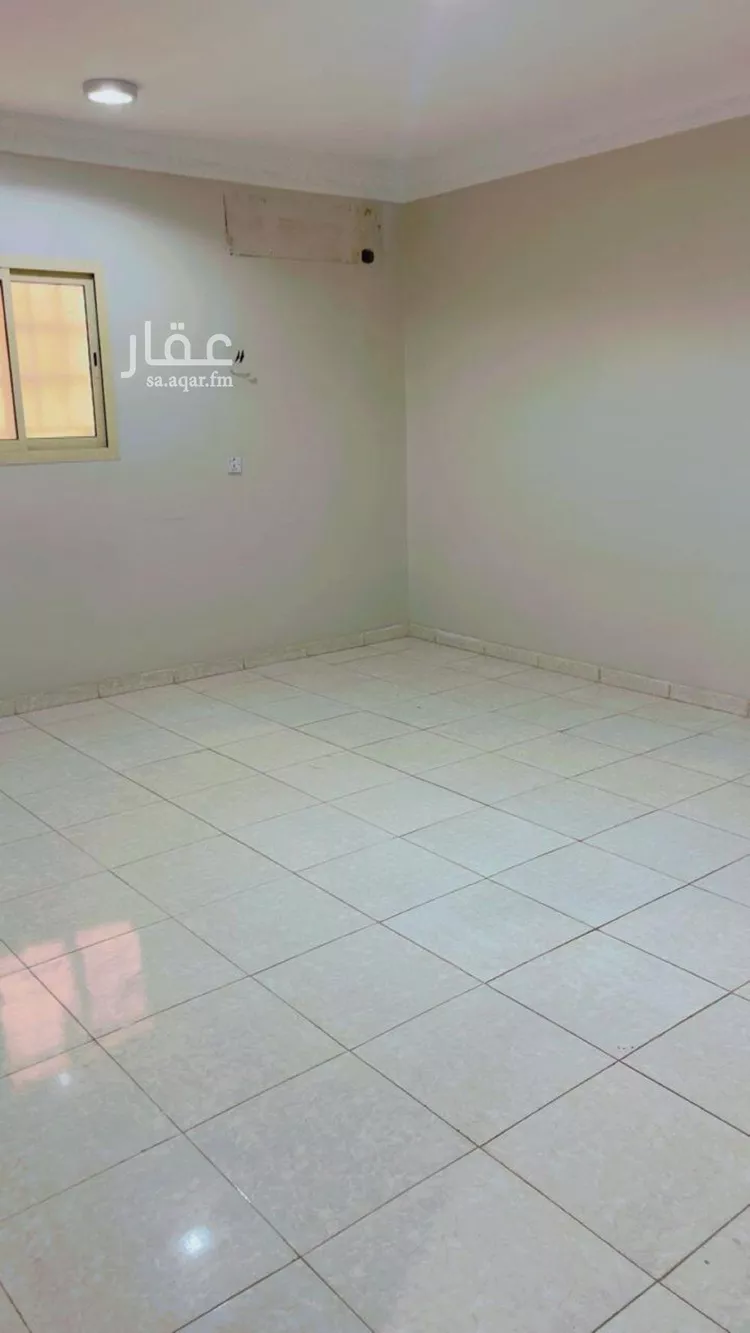 شقة للإيجار في شارع رقم 39, حي العزيزية, مدينة الرياض, منطقة الرياض صورة 2