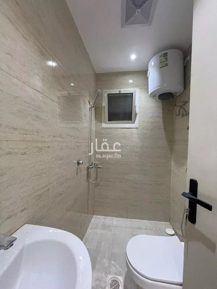 عمارة للإيجار في شارع ناصر الحصام, حي المروة, مدينة الرياض, منطقة الرياض صورة 5