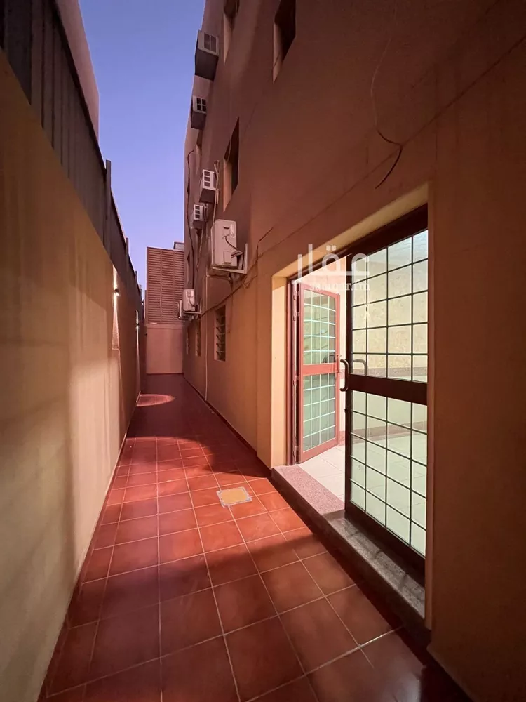 شقة للإيجار في شارع الثريا, حي النخيل, مدينة الرياض, منطقة الرياض صورة 2