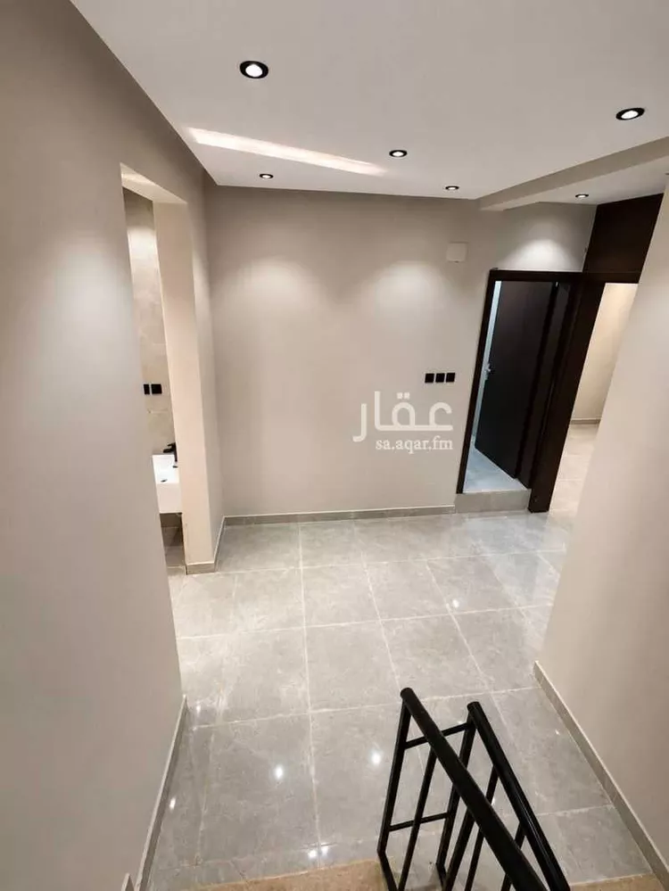 فيلا للإيجار في شارع عبدالله ابن اسيد الحولاني ، حي الملك فهد ، عفيف ، عفيف