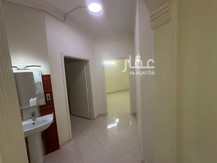 شقة للإيجار في شارع الغربة, حي إشبيلية, مدينة الرياض, منطقة الرياض