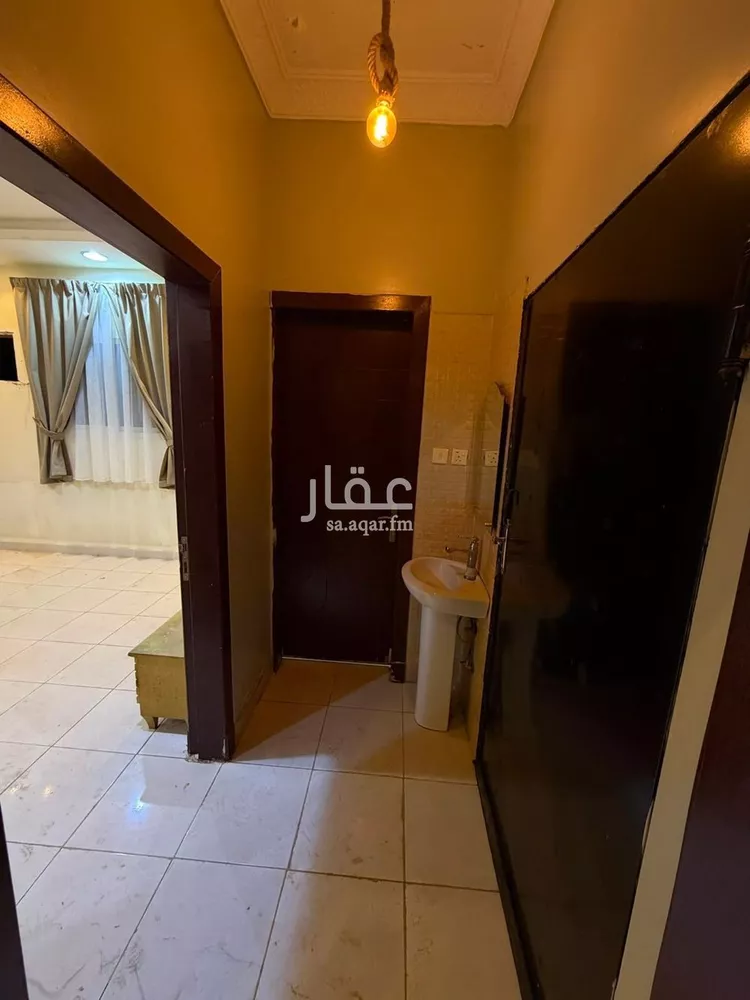 شقة للإيجار في شارع عائشة بنت الخفاف, حي بدر, مدينة الرياض, منطقة الرياض