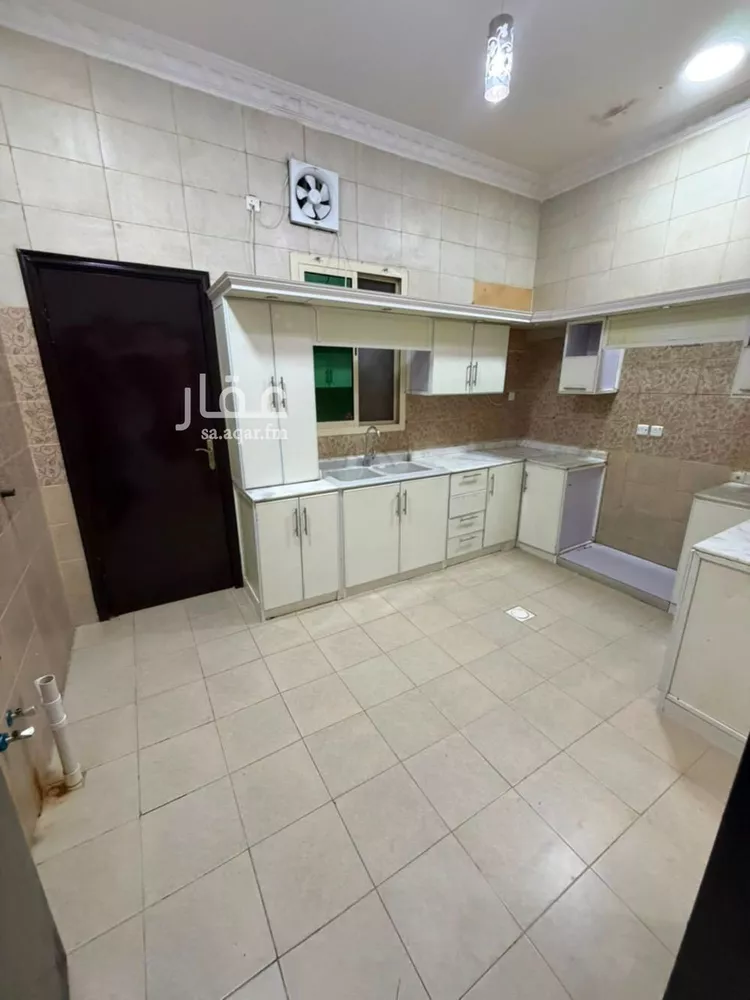 شقة للإيجار في شارع طيبة, حي قرطبة, مدينة الرياض, منطقة الرياض