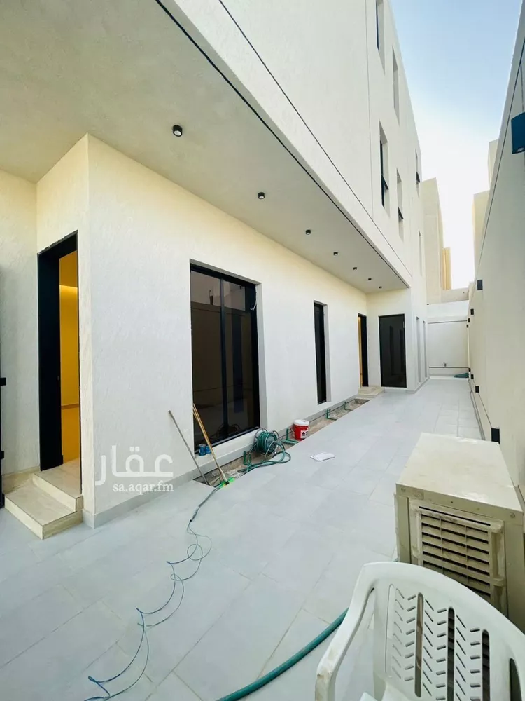 فيلا للبيع في شارع تقى الدين التميمى, حي المهدية, مدينة الرياض, منطقة الرياض صورة 4