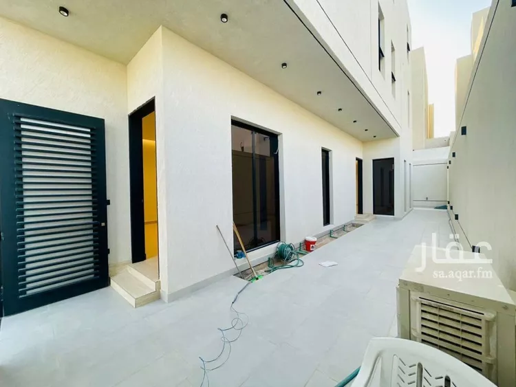 فيلا للبيع في شارع تقى الدين التميمى, حي المهدية, مدينة الرياض, منطقة الرياض صورة 3
