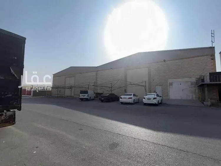 مستودع للإيجار في شارع الأمير محمد بن عبدالرحمن بن عبدالعزيز الفرعي, حي السلي, مدينة الرياض, منطقة الرياض صورة 2