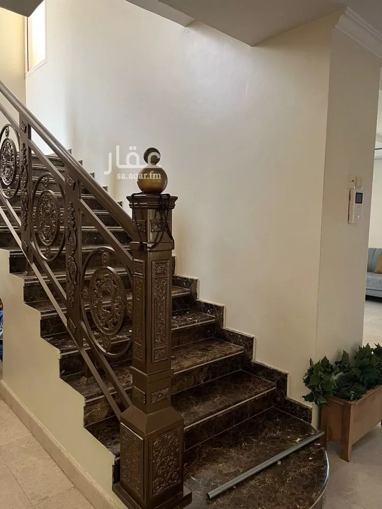 فيلا للبيع في شارع السنبل, حي الياسمين, مدينة الرياض, منطقة الرياض صورة 2