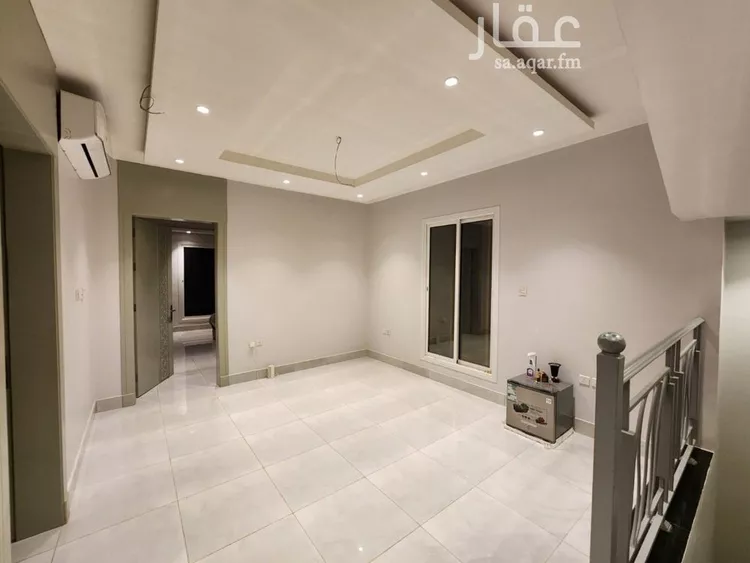 فيلا للبيع في شارع الفجر, حي الياسمين, مدينة الرياض, منطقة الرياض صورة 3