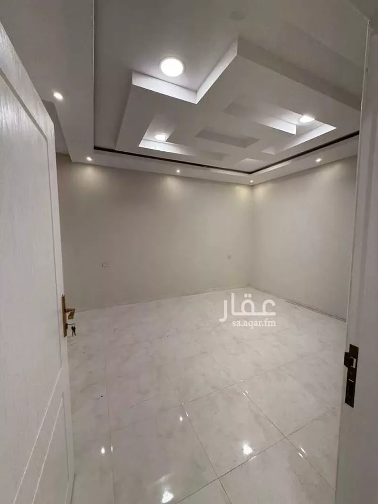 فيلا للإيجار في شارع سلمه النيسابو ري, حي العاصمة, مدينة الاحساء, المنطقة الشرقية صورة 5