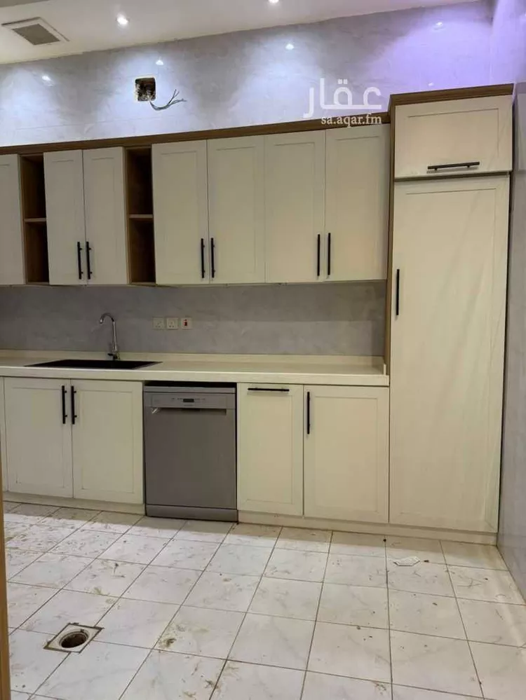 فيلا للإيجار في شارع رحمة الله السندي, حي الرمال, مدينة الرياض, منطقة الرياض صورة 4