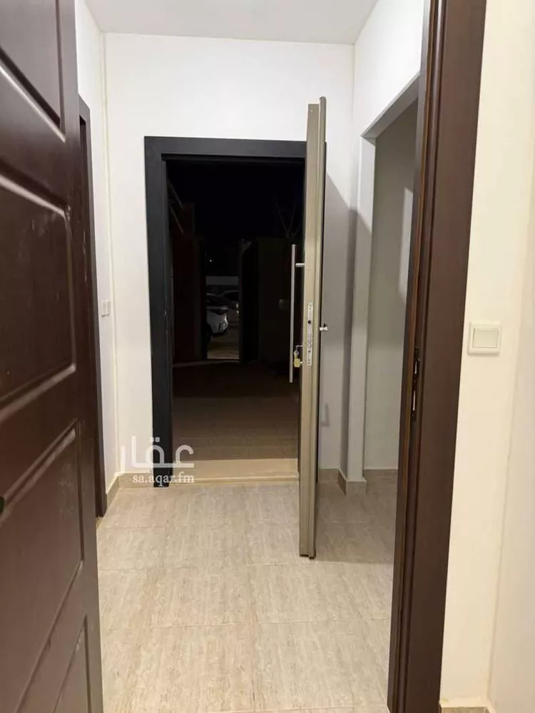 فيلا للإيجار في شارع معاوية بن هشام, حي مطار الملك خالد الدولي, مدينة الرياض, منطقة الرياض صورة 3