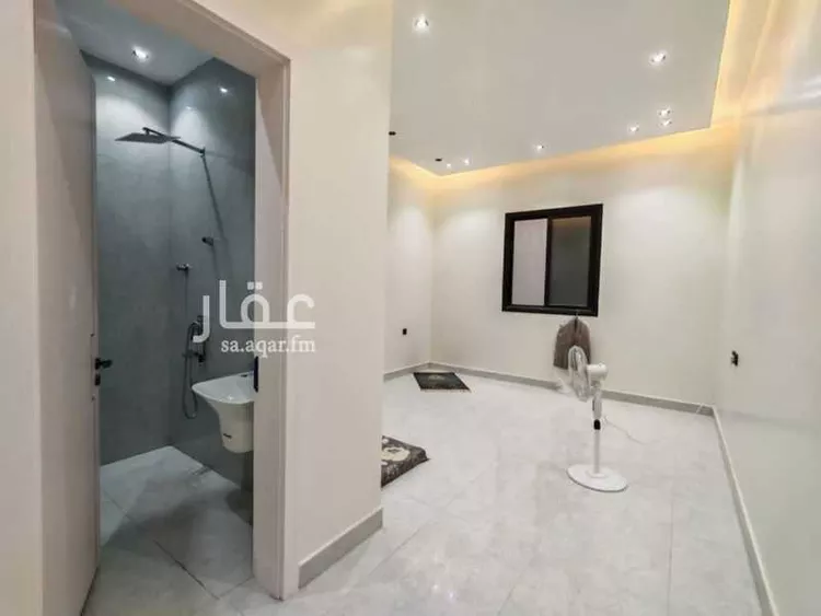 فيلا للبيع في شارع إبراهيم بن حسين, حي الرمال, مدينة الرياض, منطقة الرياض صورة 2