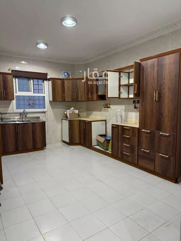 دور للإيجار في شارع العذيب, حي إشبيلية, مدينة الرياض, منطقة الرياض صورة 3