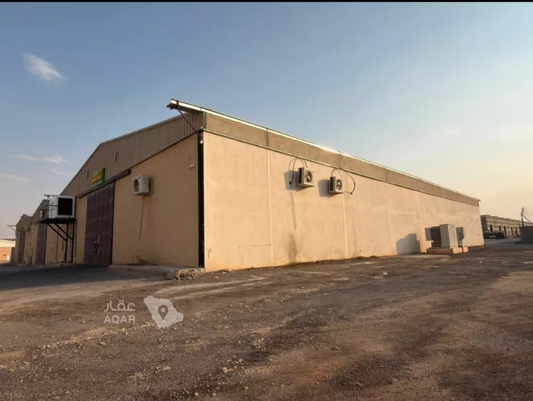 مستودع للبيع في شارع عبدالمنعم الغرناطي, حي الغنامية, مدينة الرياض, منطقة الرياض 2
