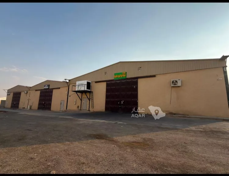 مستودع للبيع في شارع عبدالمنعم الغرناطي, حي الغنامية, مدينة الرياض, منطقة الرياض