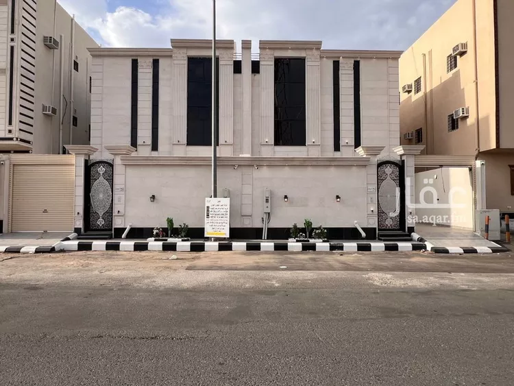 فيلا للبيع في شارع حصن المحيول, حي الواسط, مدينة امارة منطقة مكة المكرمة - الطائف, منطقة مكة المكرمة