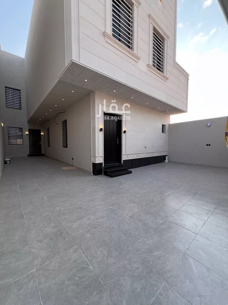 فيلا للبيع في شارع سيف بن قيس, حي ريحه, مدينة الطائف, منطقة مكة المكرمة صورة 3