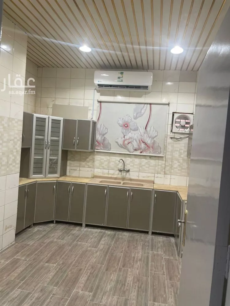 شقة للإيجار في شارع أبي الفتح السعدي, حي الملك فيصل, مدينة الرياض, منطقة الرياض صورة 2