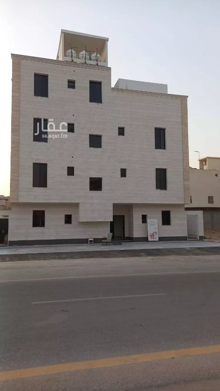 عمارة للبيع في شارع أبي عروة, حي المهدية, مدينة الرياض, منطقة الرياض