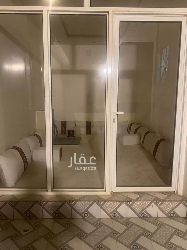 فيلا للإيجار في شارع الأمير سعود بن محمد بن مقرن, حي طويق, مدينة الرياض, منطقة الرياض صورة 4