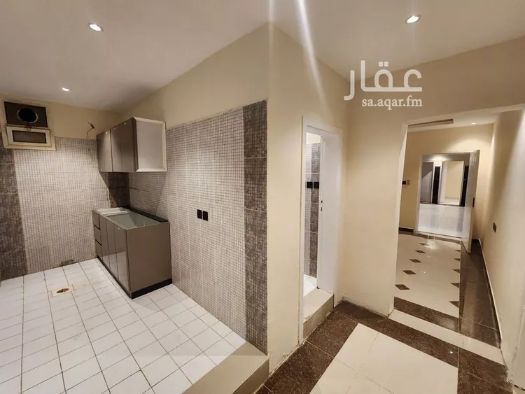 شقة للإيجار في شارع عبدالله بن قيس, حي إشبيلية, مدينة الرياض, منطقة الرياض صورة 2