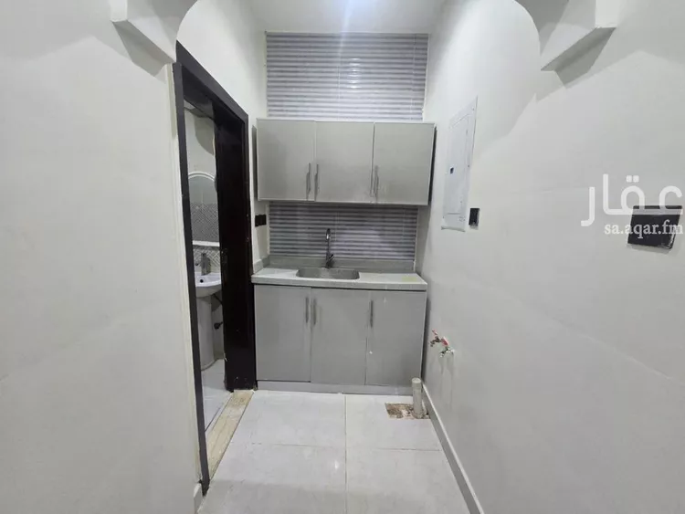 شقة للإيجار في شارع بعلبك, حي غرناطة, مدينة الرياض, منطقة الرياض صورة 4