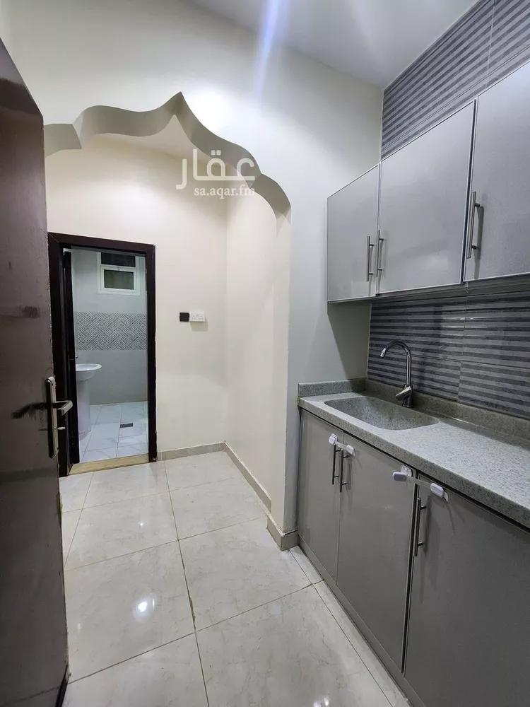 شقة للإيجار في شارع بعلبك, حي غرناطة, مدينة الرياض, منطقة الرياض صورة 3