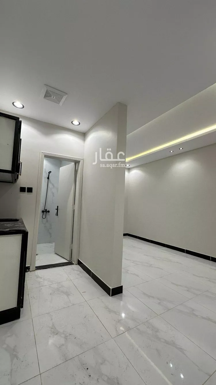شقة للإيجار في شارع عبدالله بن قيس, حي إشبيلية, مدينة الرياض, منطقة الرياض صورة 3