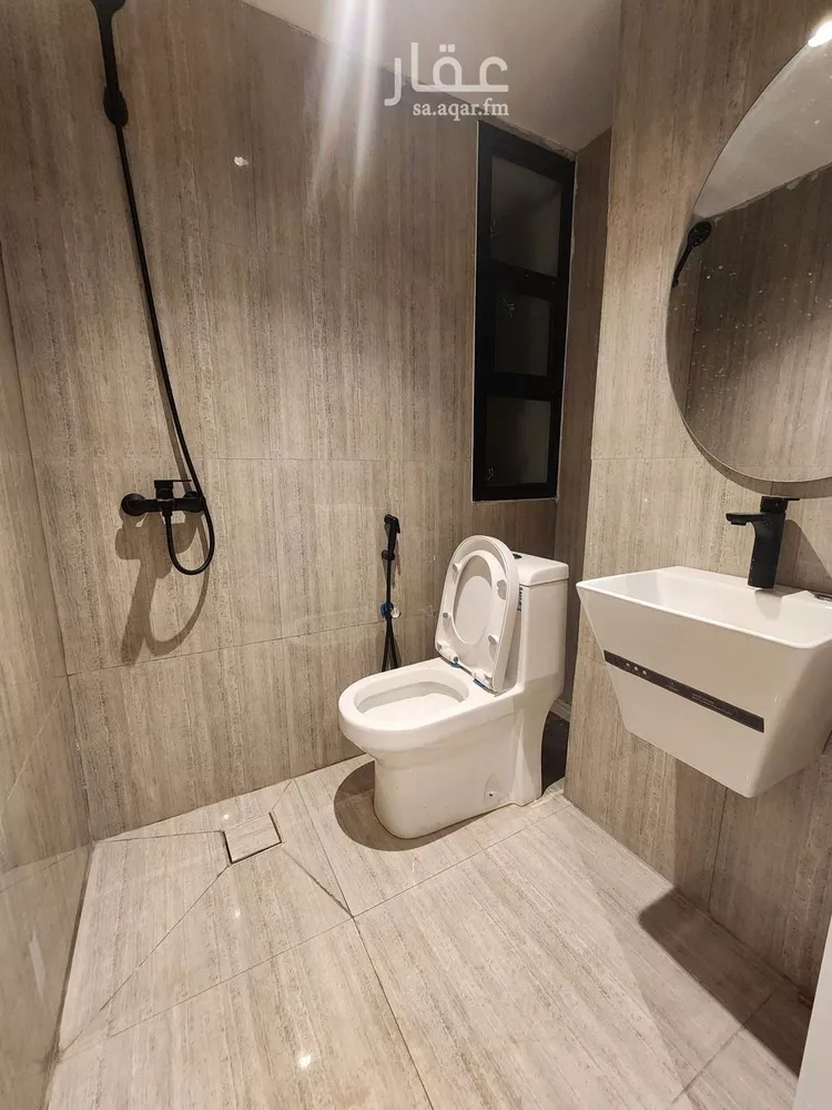 شقة للإيجار في شارع أبي غانم الحلبي, حي الضباط, مدينة الرياض, منطقة الرياض صورة 5