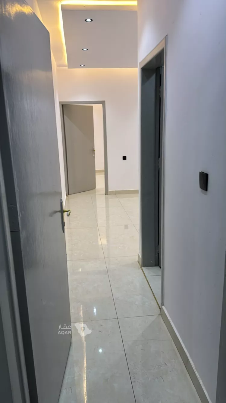 شقة للإيجار في شارع رويضة سدير, حي الملك فهد, مدينة الرياض, منطقة الرياض 4
