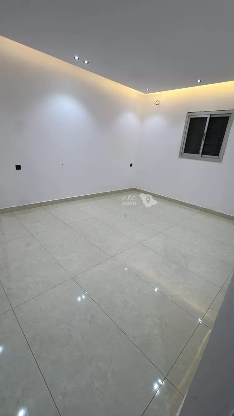 شقة للإيجار في شارع رويضة سدير, حي الملك فهد, مدينة الرياض, منطقة الرياض 8