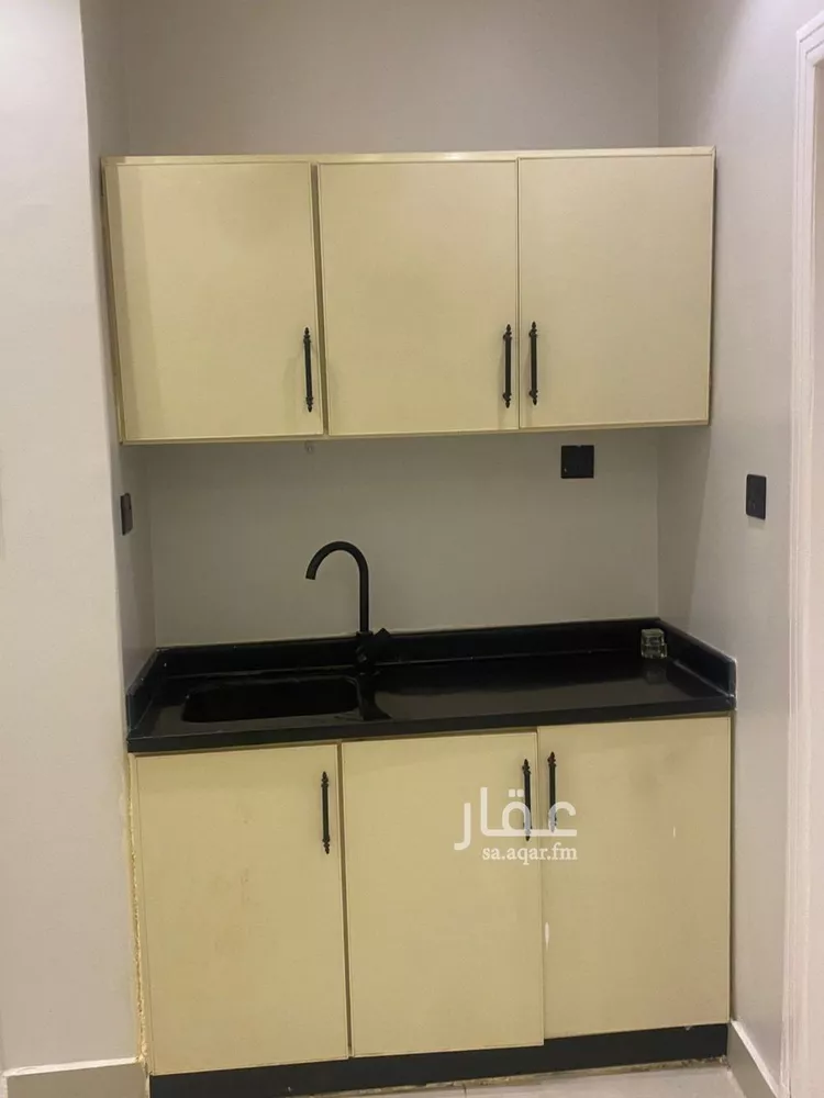 شقة للإيجار في شارع بحر العرب, حي اليرموك, مدينة الرياض, منطقة الرياض