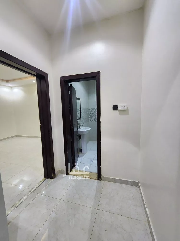 شقة للإيجار في شارع بعلبك, حي غرناطة, مدينة الرياض, منطقة الرياض صورة 5